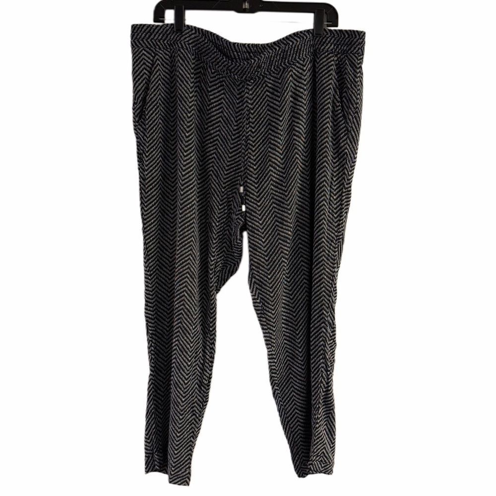 Old Navy Black & White Chevron Drawstring Waist Rayon Crop Pants Size XL